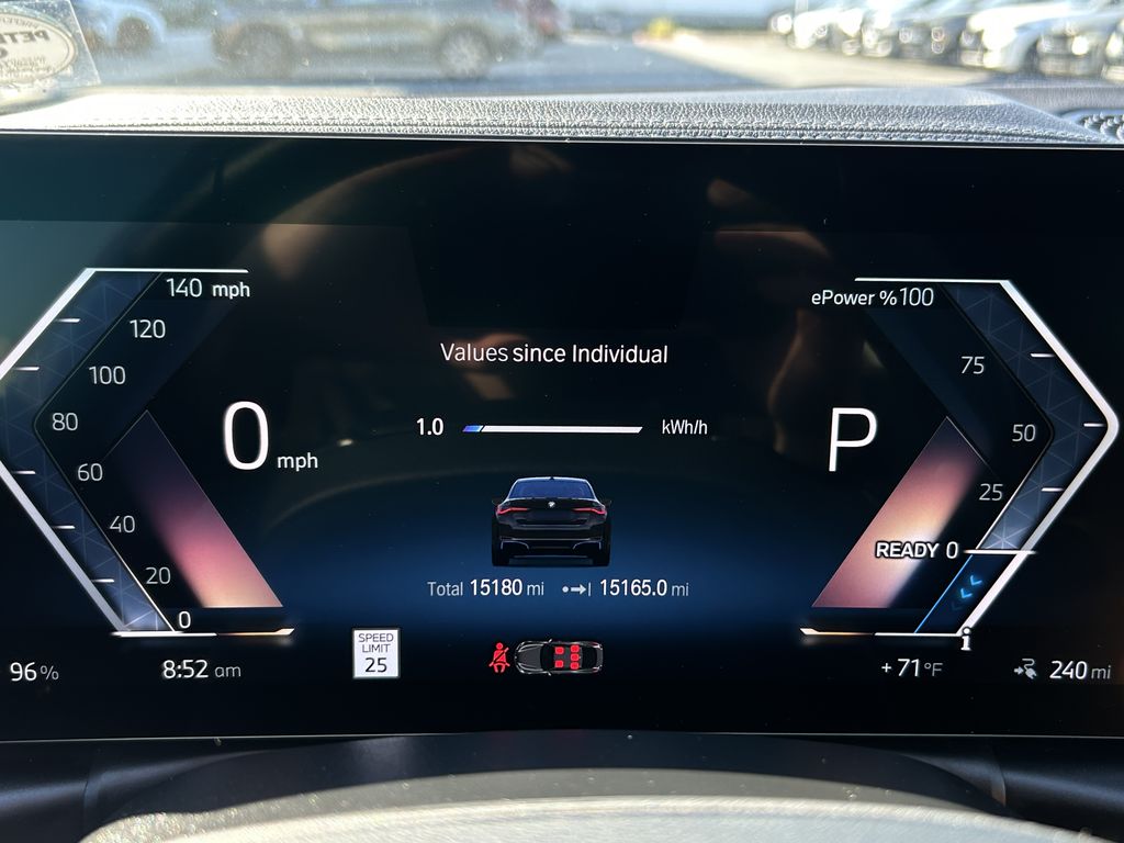 2022 BMW i4 eDrive40 21