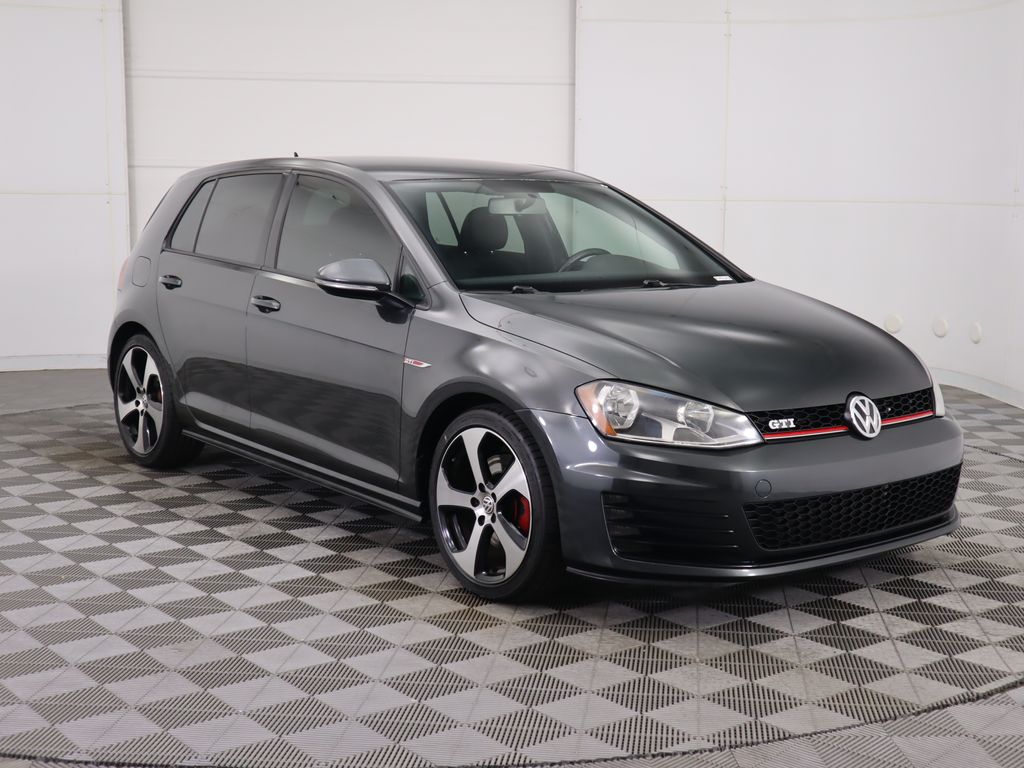 Thumbnail: 2015 Volkswagen Golf - 3