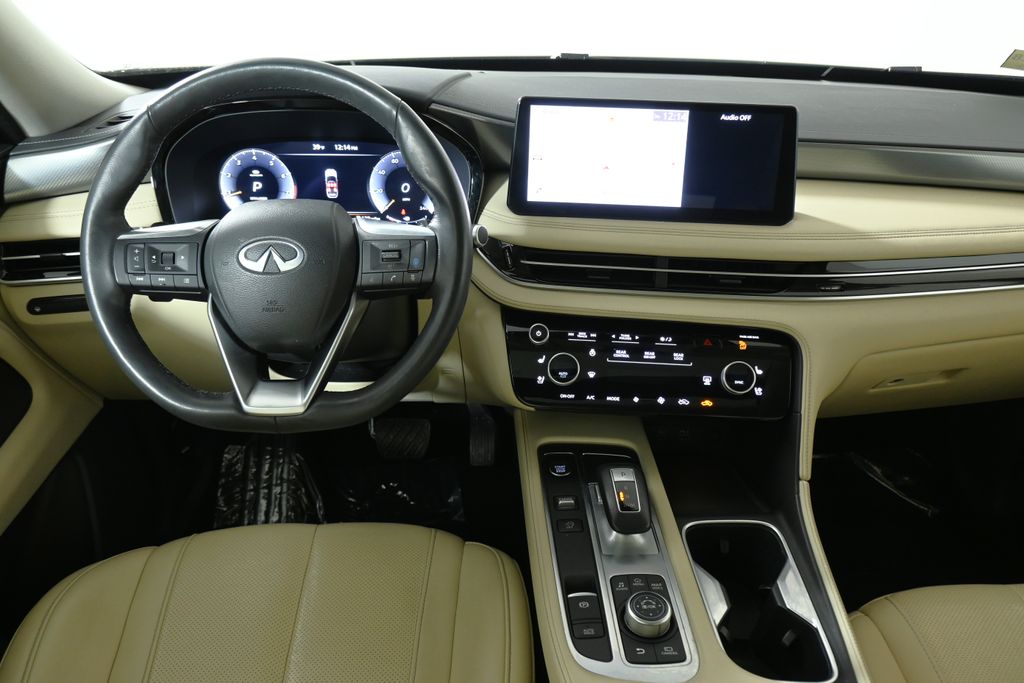 Thumbnail: 2023 INFINITI QX60 - 16
