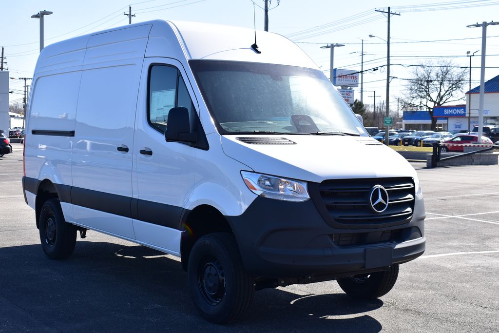 2025 Mercedes-Benz Sprinter 2500 7