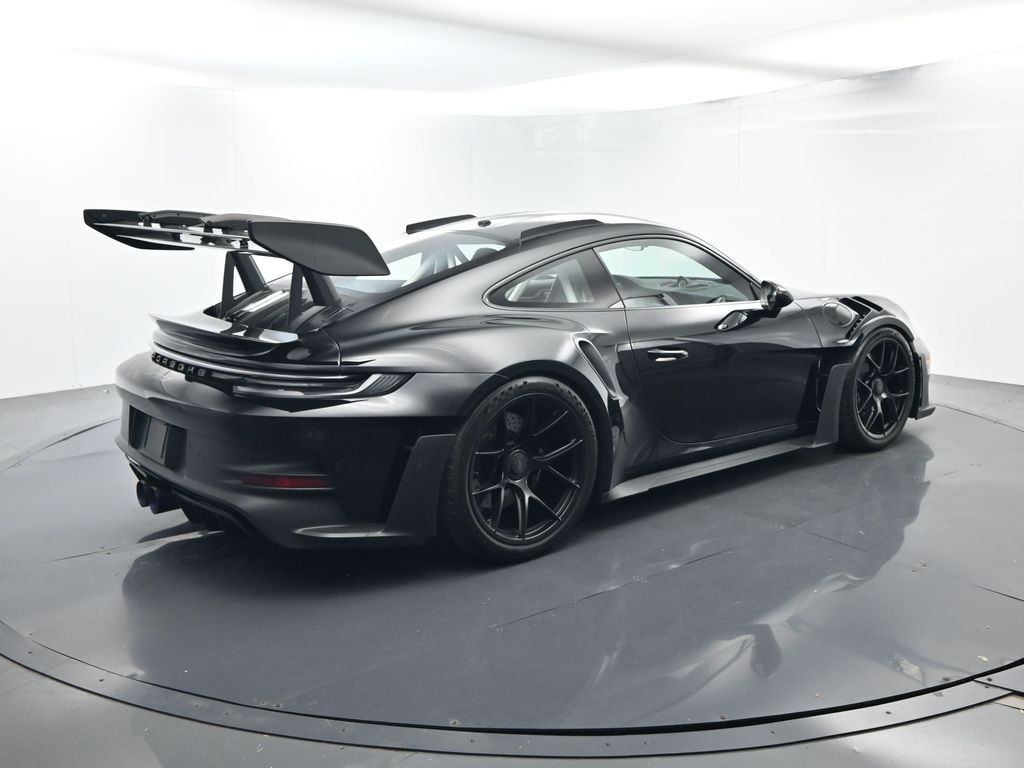 Used 2024  Porsche  image 15