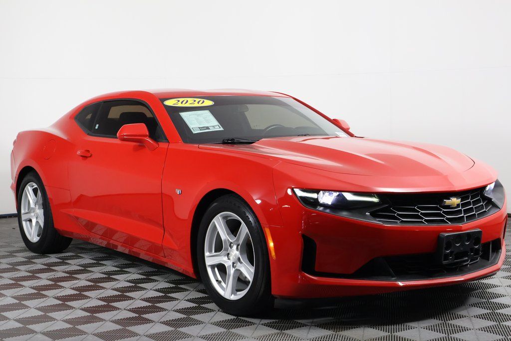 Thumbnail: 2020 Chevrolet Camaro - 3