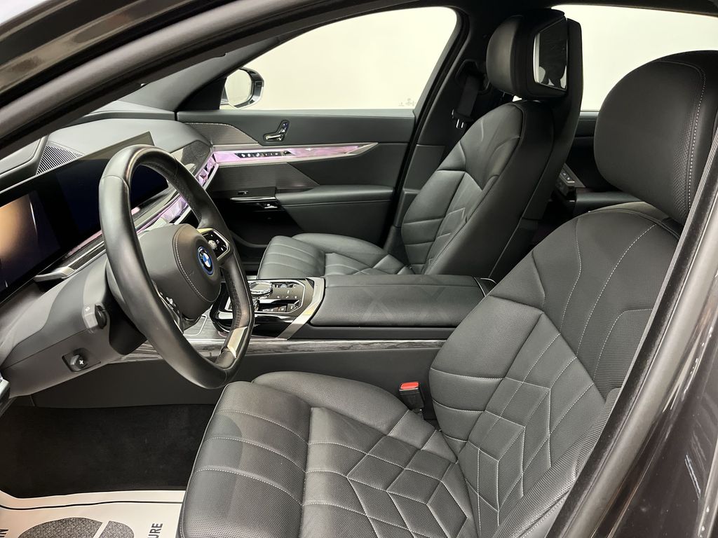 Thumbnail: 2024 BMW i7 - 11