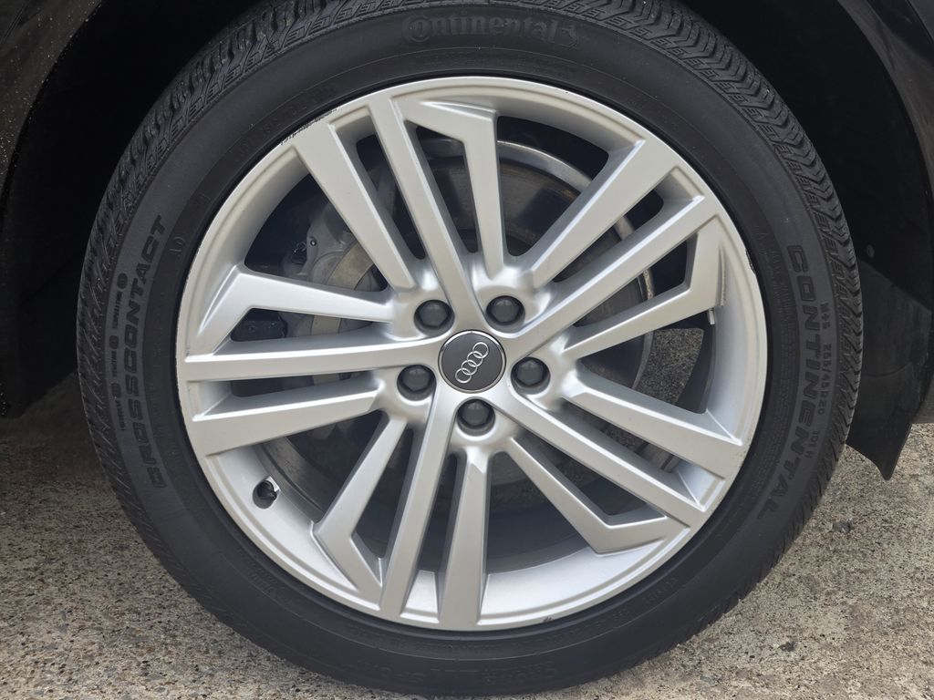 used 2019 Audi Q5 car, priced at $21,641