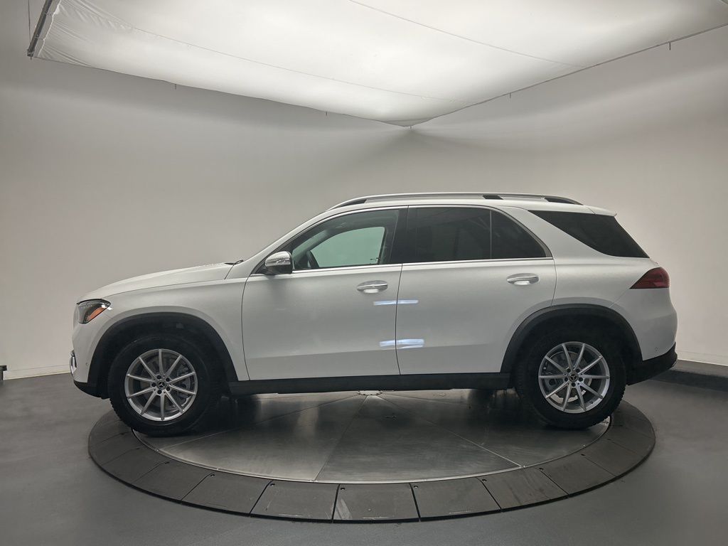 Thumbnail: 2026 Mercedes-Benz GLE - 4