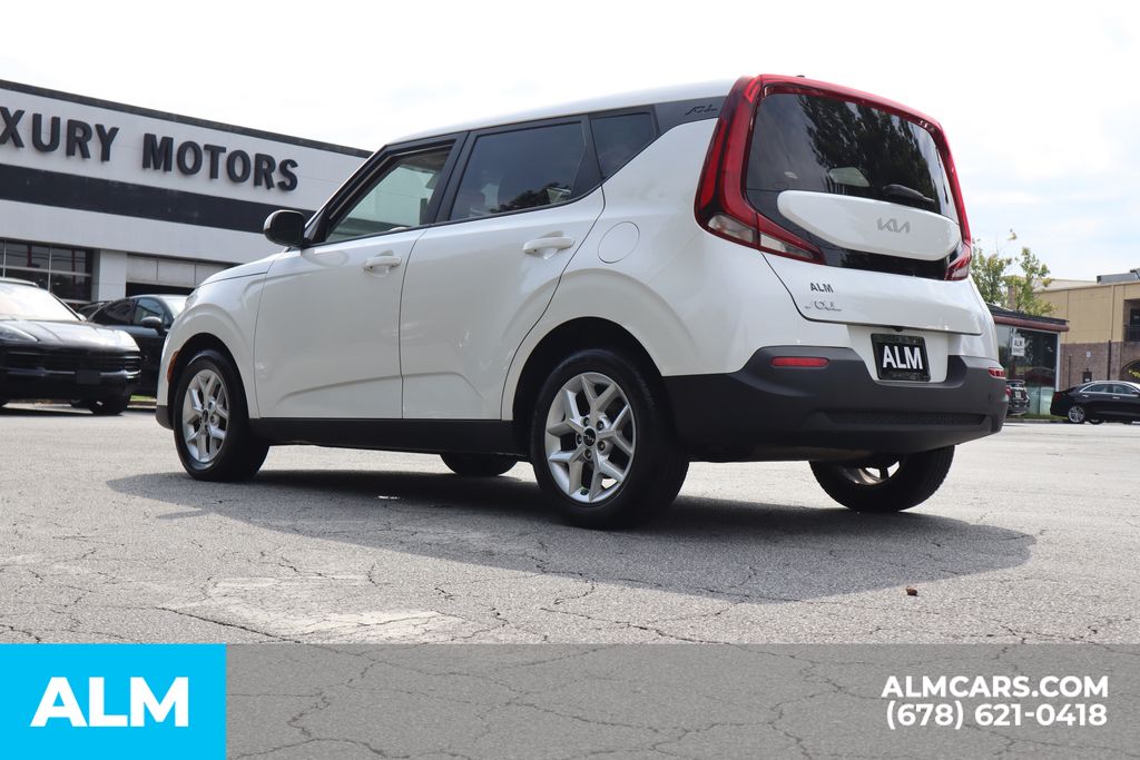 2023 Kia Soul LX photo 7