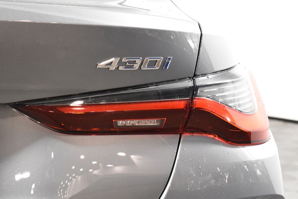 Thumbnail: 2026 BMW 4 Series - 13