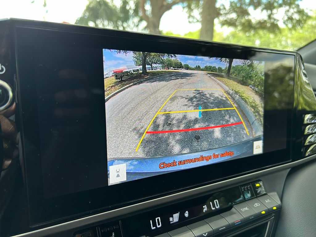 2025 Toyota Camry XSE 18