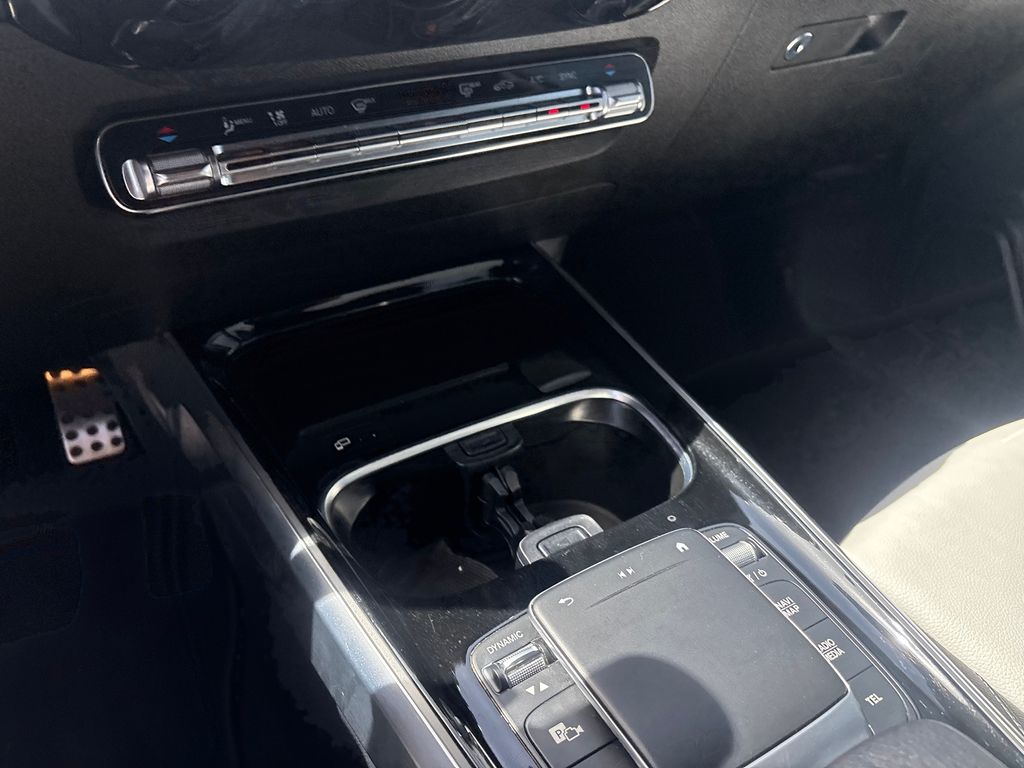 Used Car 2021 Mercedes-benz Glb  Glb 250 For Sale Under $25,000 In Austin, Texas