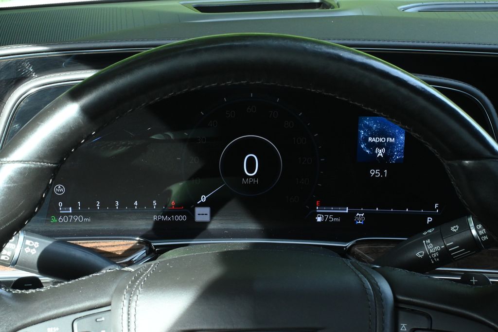 Thumbnail: 2021 Cadillac Escalade - 20