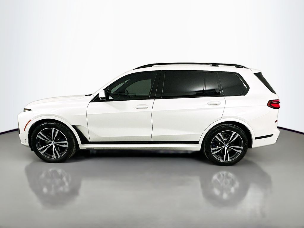 Thumbnail: 2023 BMW X7 - 8