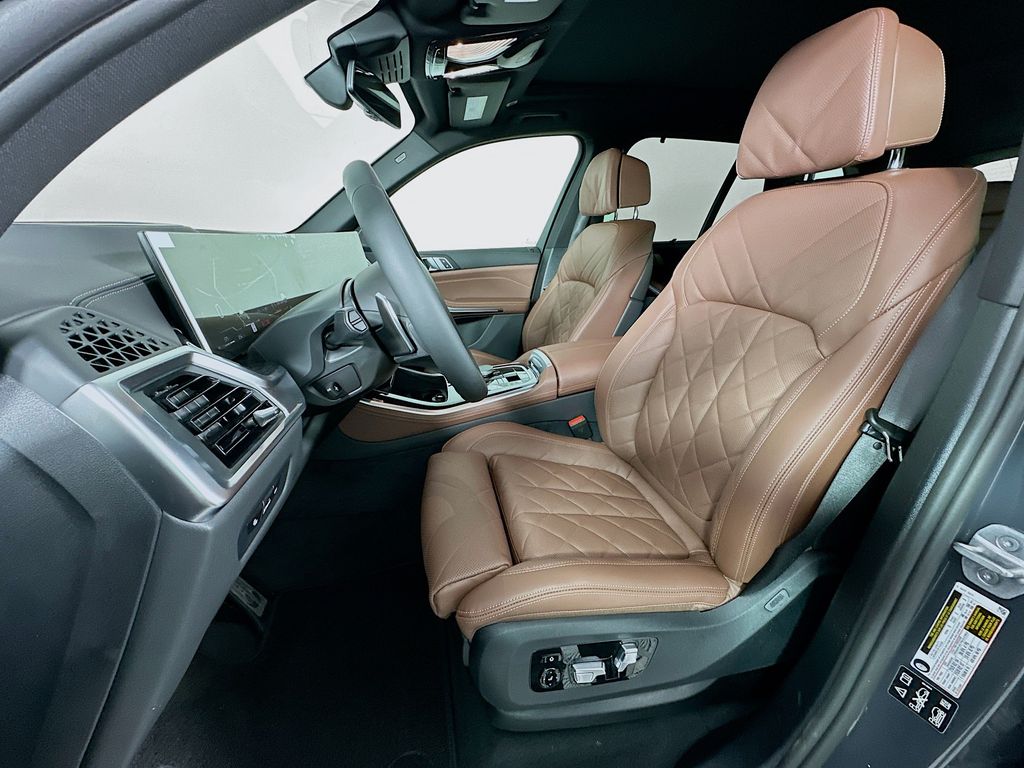 Thumbnail: 2026 BMW X5 - 16