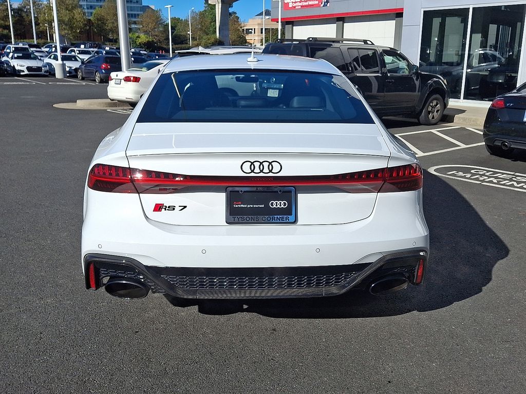 Thumbnail: 2023 Audi RS 7 - 5