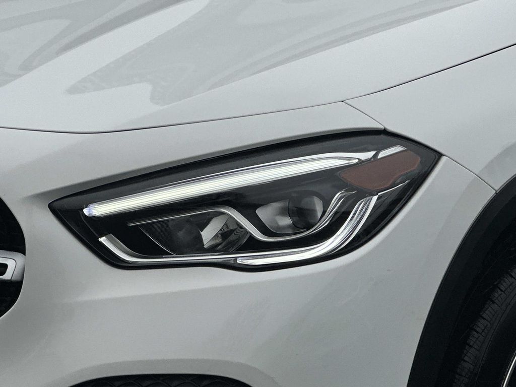 Thumbnail: 2022 Mercedes-Benz GLA - 3