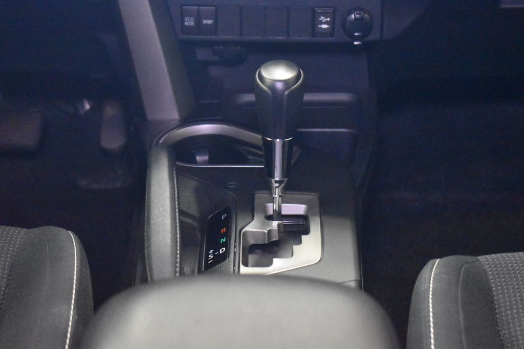 2018 Toyota RAV4 XLE 20