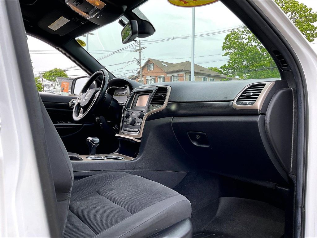 2014 Jeep Grand Cherokee — photo 14