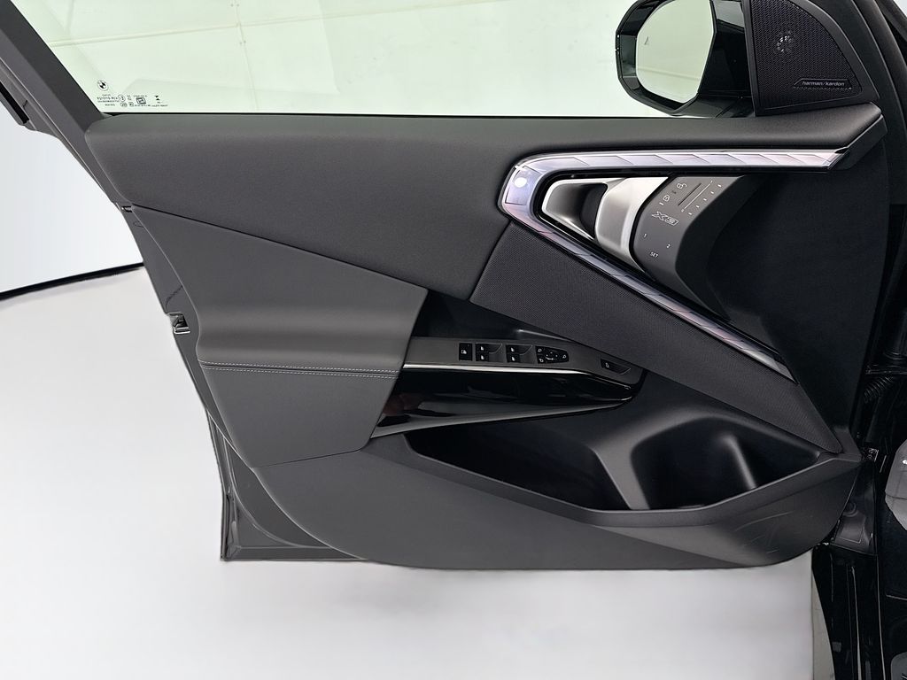 Thumbnail: 2026 BMW X3 - 23