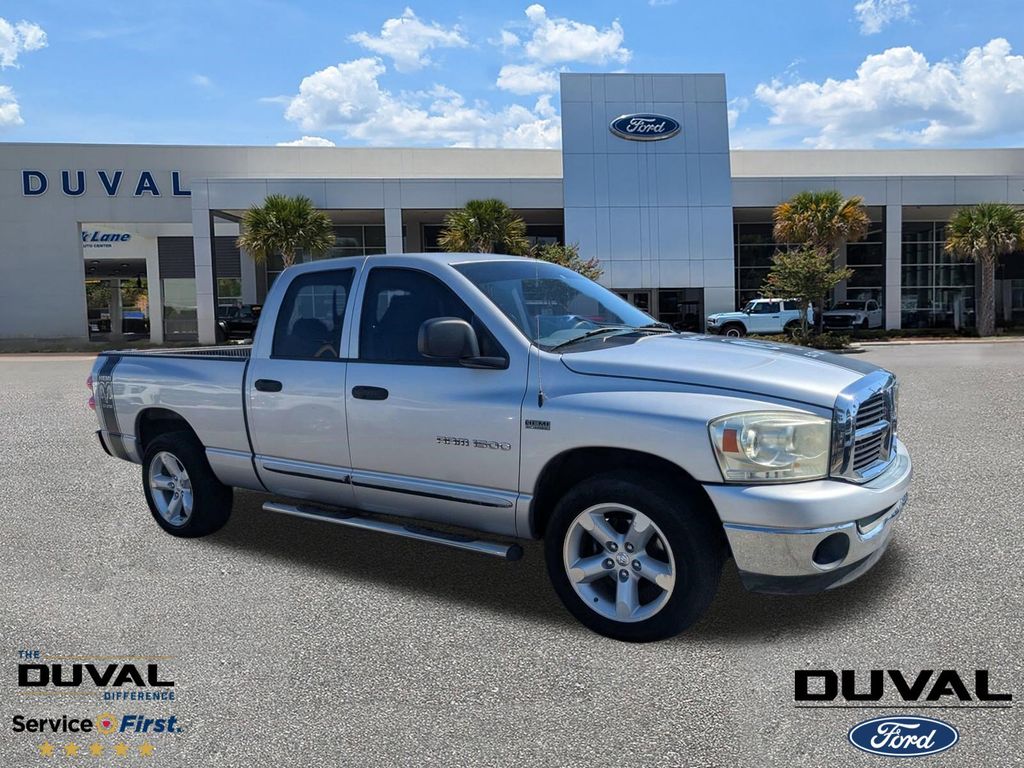 2007 Dodge RAM 1500 SLT Quad Cab RWD