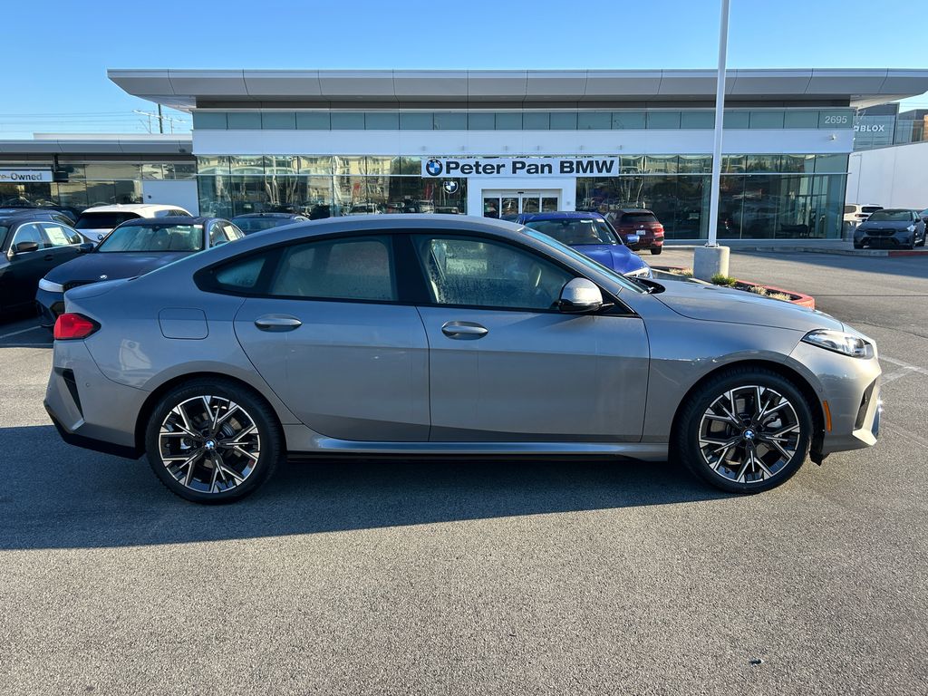 Thumbnail: 2026 BMW 2 Series - 6