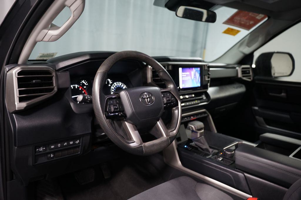 Thumbnail: 2022 Toyota Tundra - 7