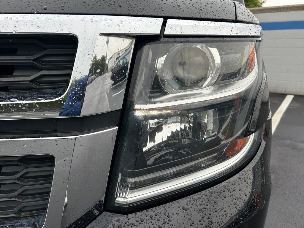 Thumbnail: 2018 Chevrolet Tahoe - 9