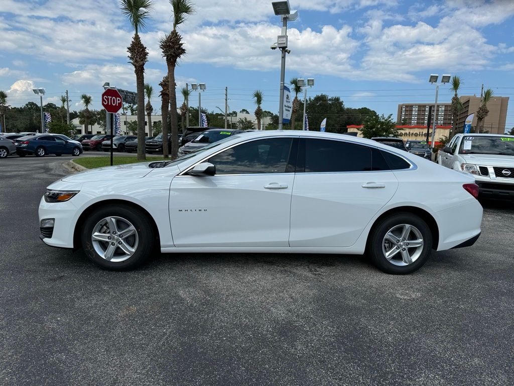 2025 Chevrolet Malibu LS 5