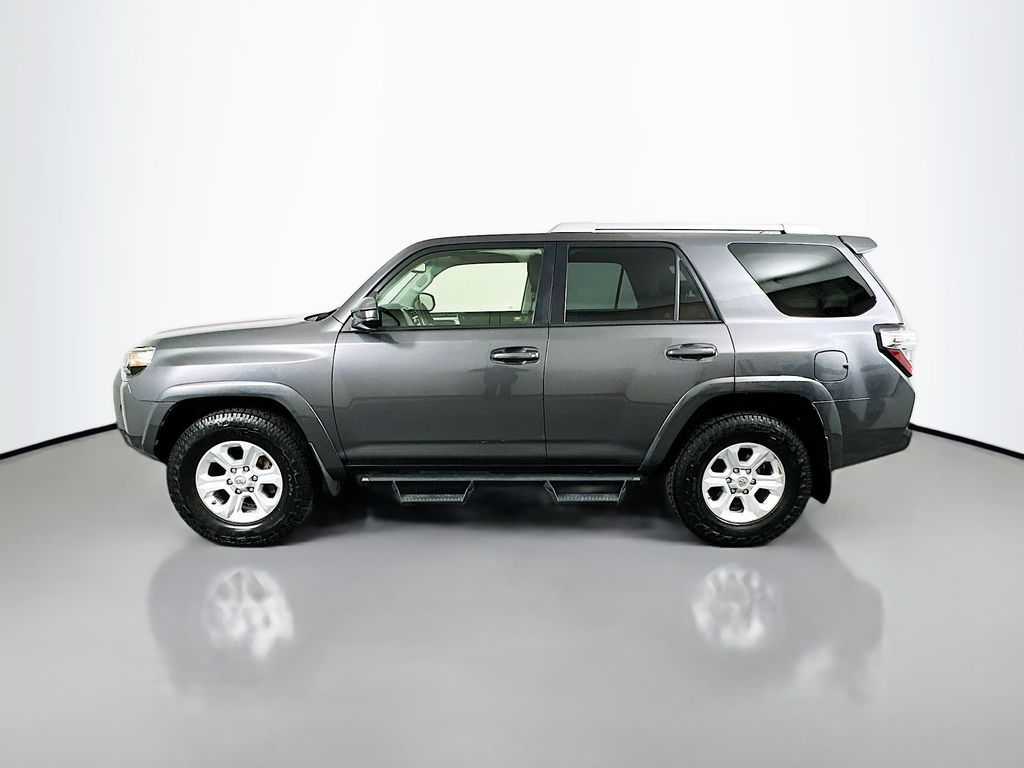 Thumbnail: 2015 Toyota 4Runner - 8