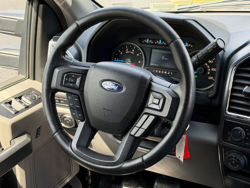 Thumbnail: 2016 Ford F-150 - 15