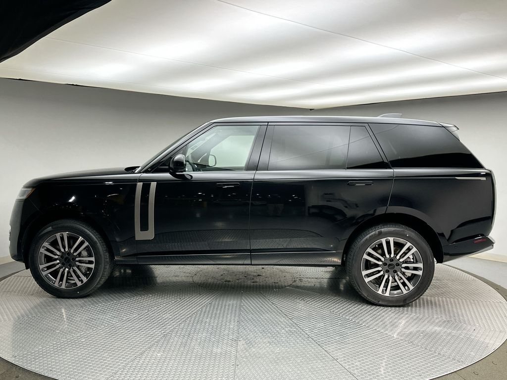 Thumbnail: 2026 Land Rover Range Rover - 2