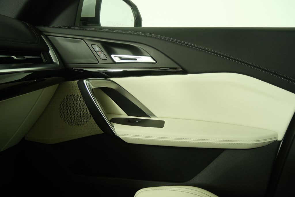 Thumbnail: 2026 BMW X1 - 25