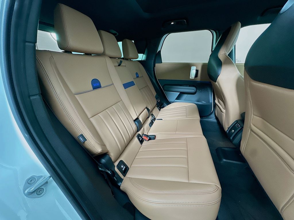 Thumbnail: 2025 MINI Cooper Countryman - 28