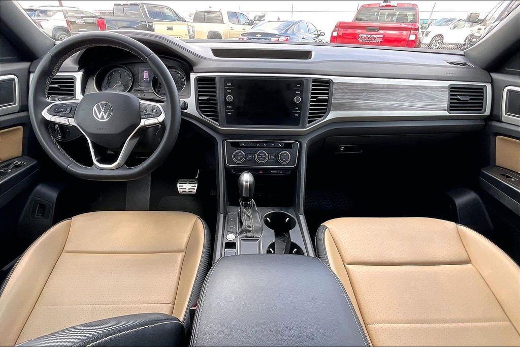 Used 2021 Volkswagen Atlas Cross Sport 2.0T SE w/Technology 4D Sport Utility