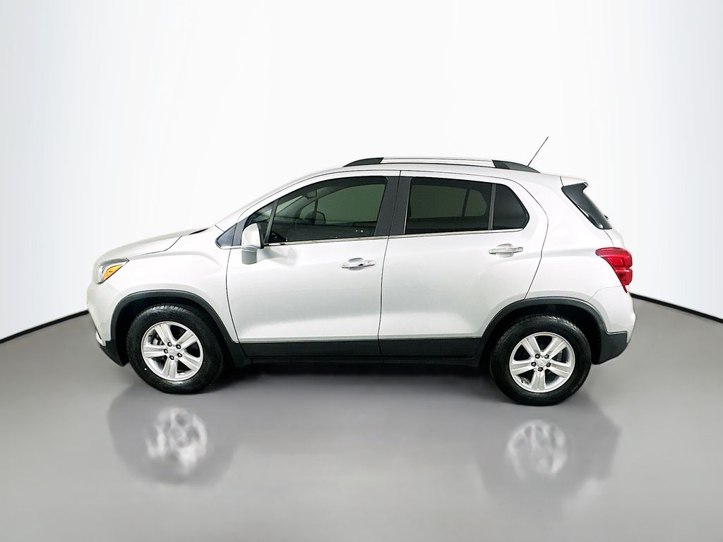 Thumbnail: 2020 Chevrolet Trax - 8