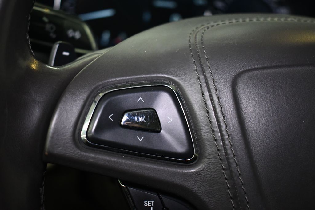 Thumbnail: 2017 Lincoln MKZ - 22