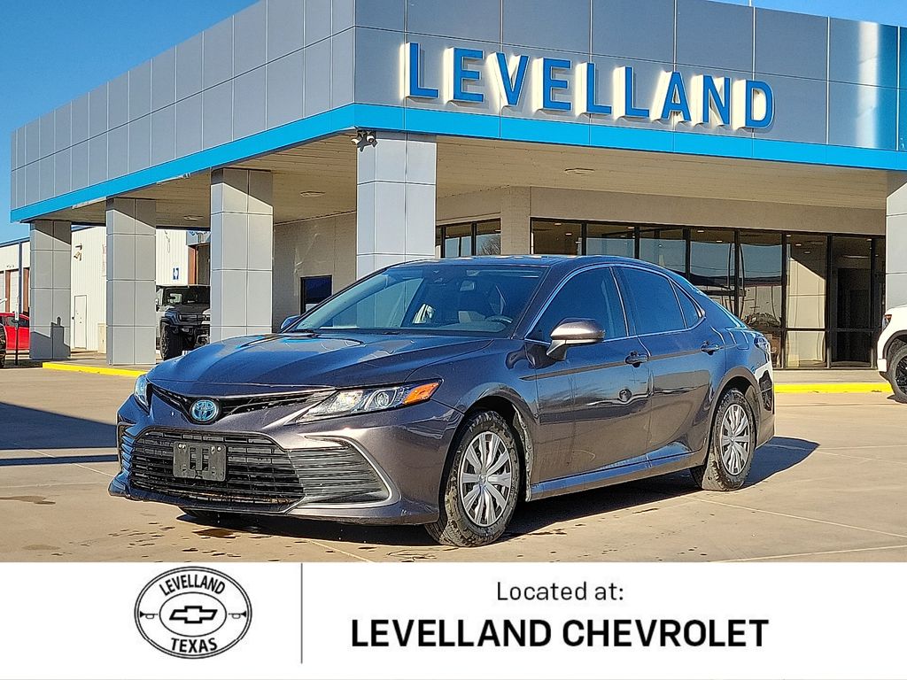 2022 Toyota Camry Hybrid LE FWD