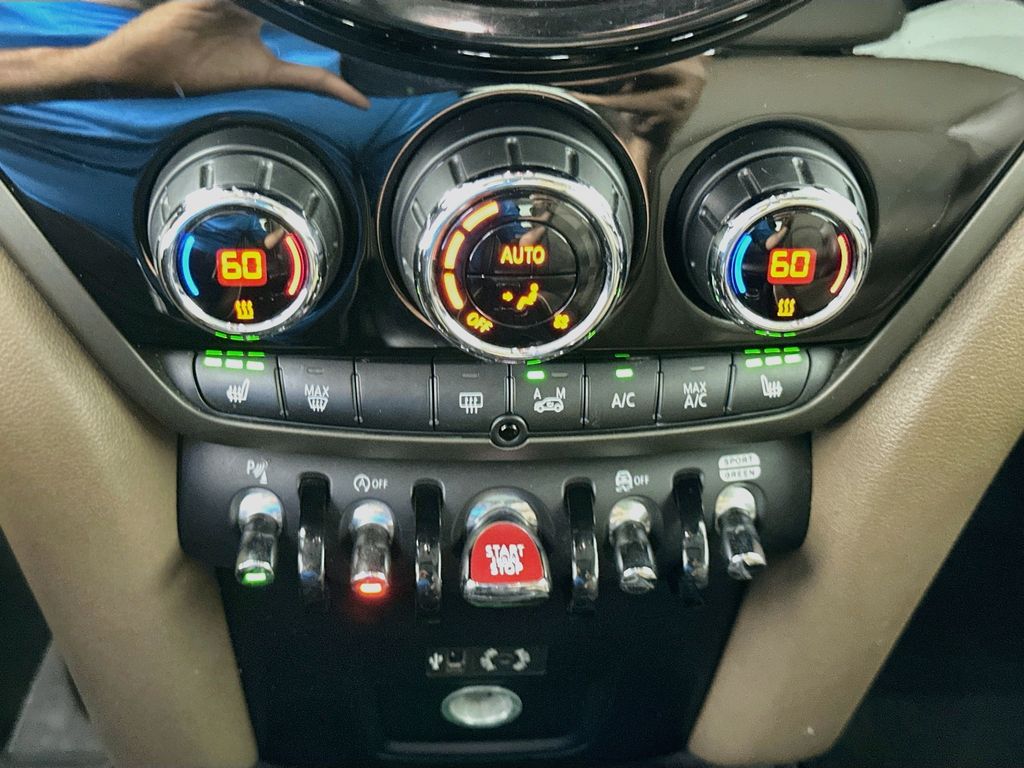 Thumbnail: 2018 MINI Cooper Countryman - 16
