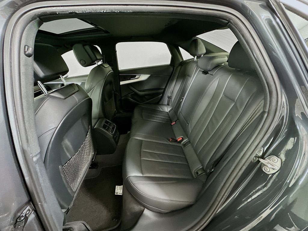 Thumbnail: 2019 Audi A4 - 25