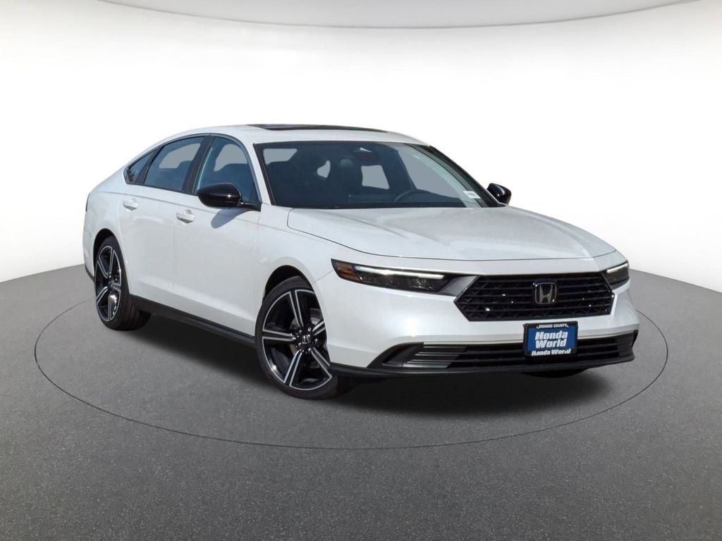 2025 Honda Accord Hybrid Sport's photo