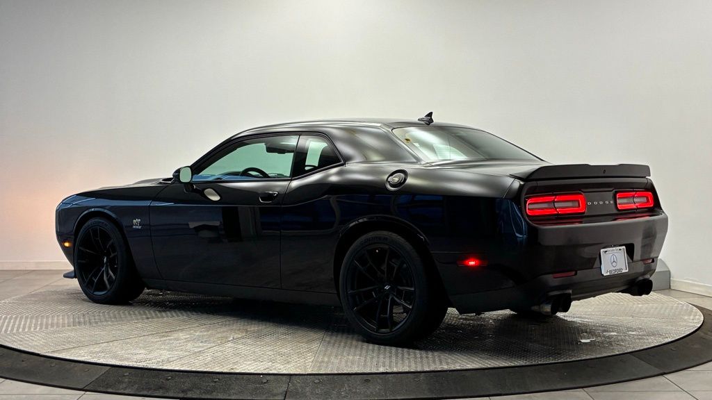 Thumbnail: 2019 Dodge Challenger - 4