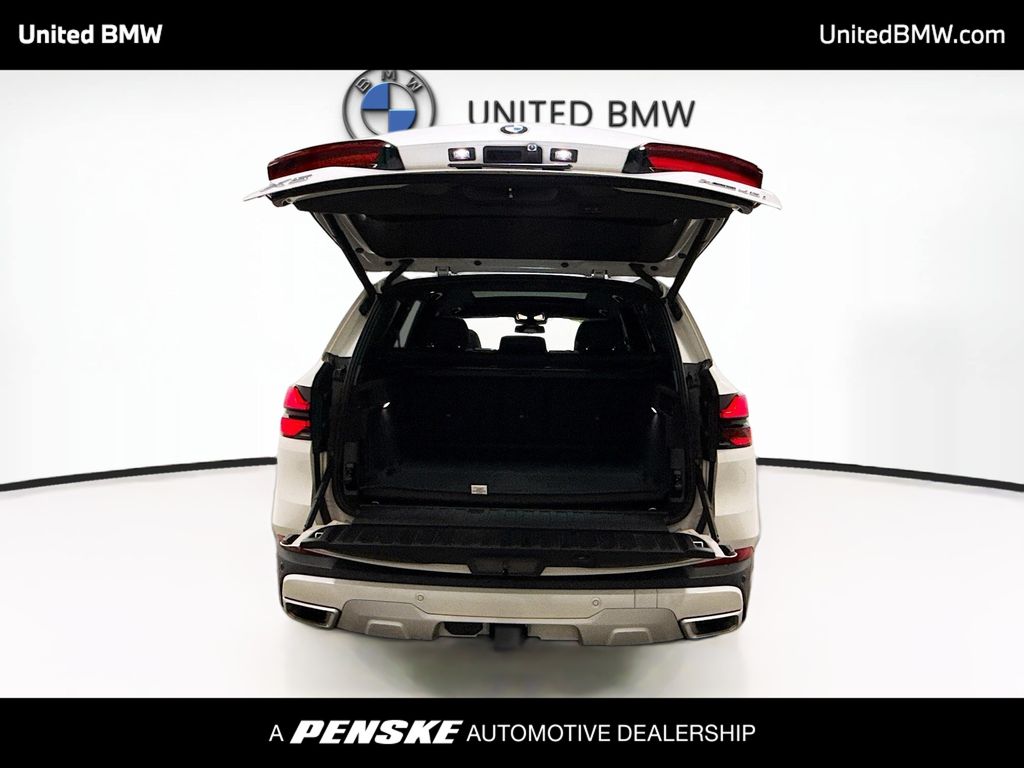 Thumbnail: 2024 BMW X5 - 14
