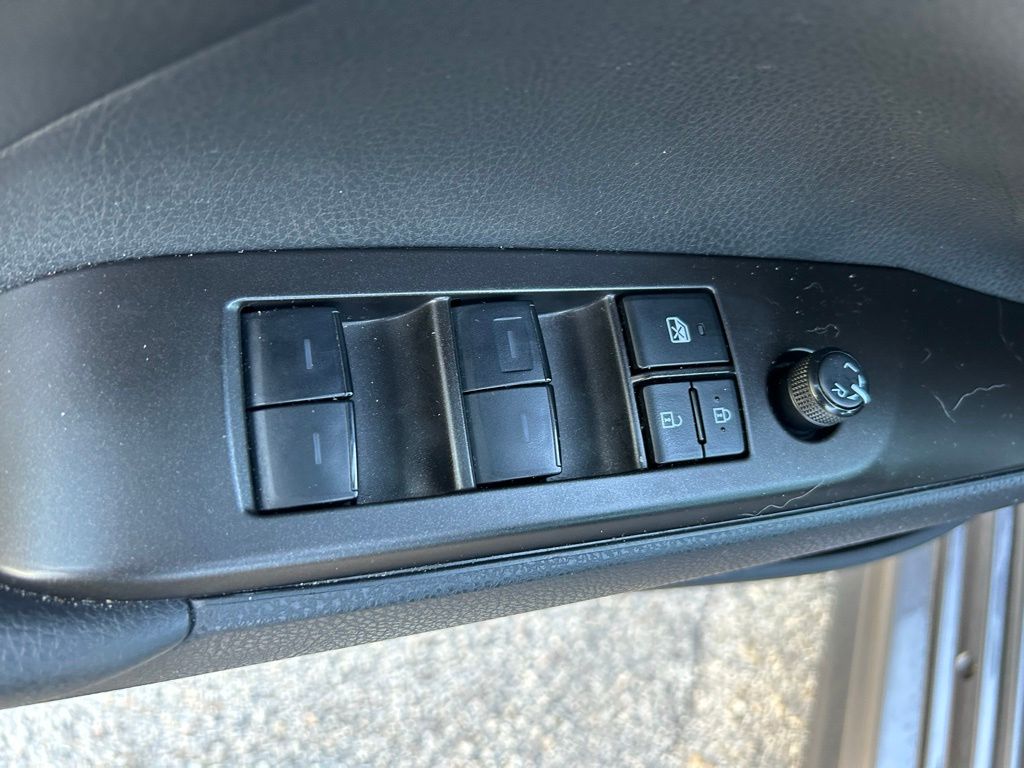 Thumbnail: 2024 Toyota Camry - 17