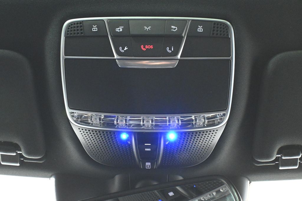 Thumbnail: 2016 Mercedes-Benz S-Class - 24