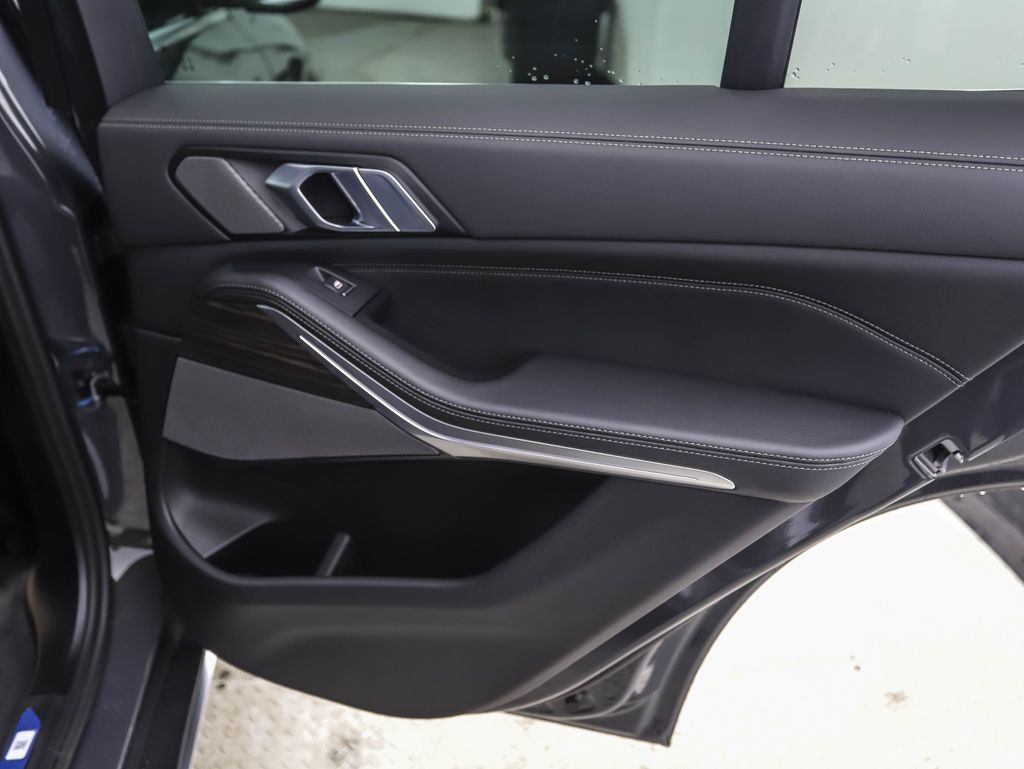 Thumbnail: 2026 BMW X5 - 24