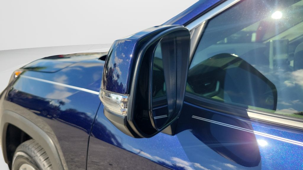 Certified Used 2020  Toyota Limited image 26