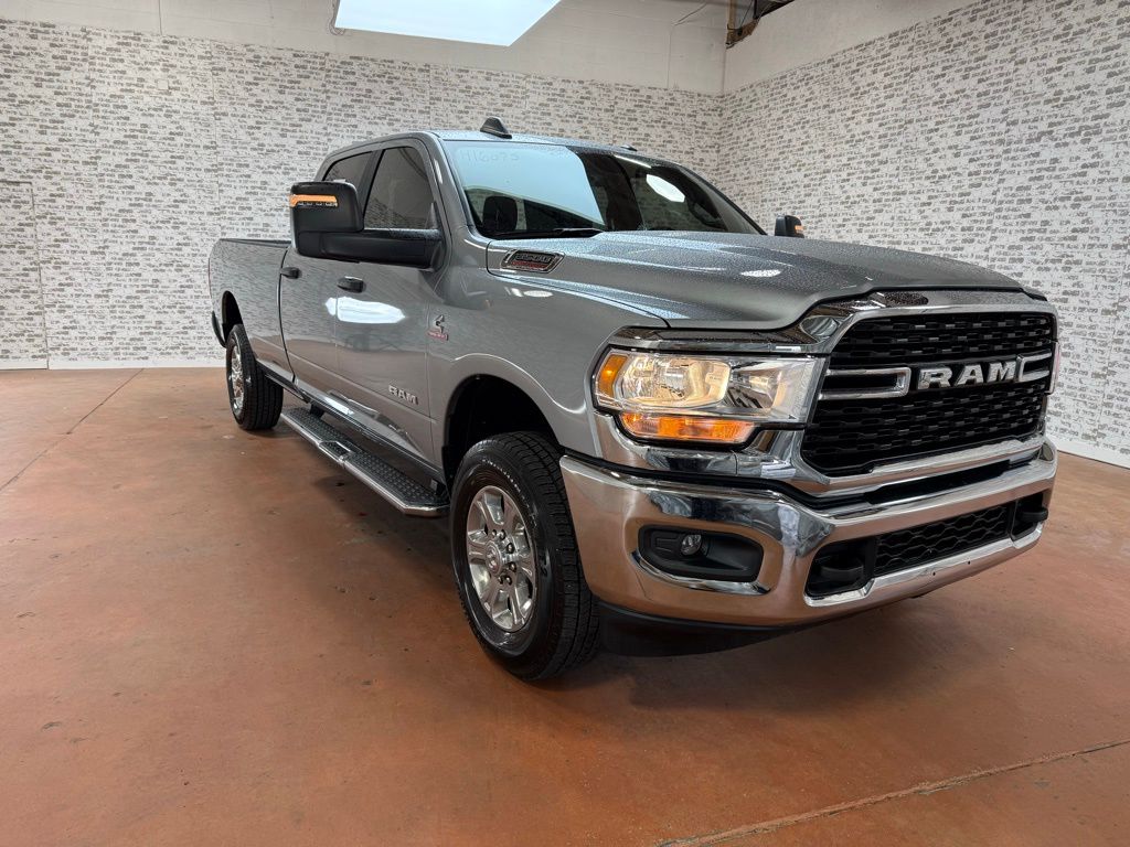 2024 RAM 3500 Big Horn Crew Cab LB 4WD