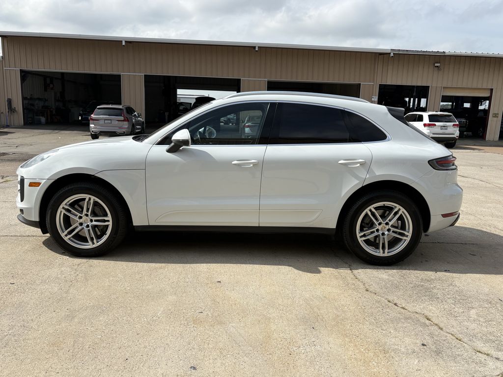 2020 Porsche Macan S - 7