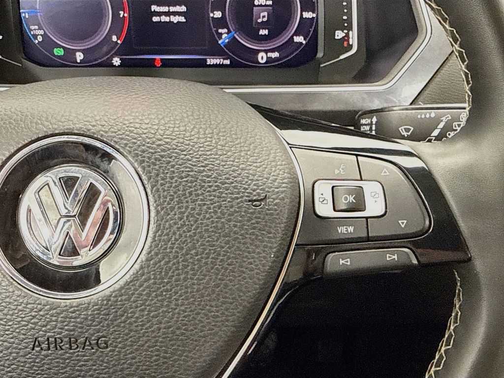 Thumbnail: 2021 Volkswagen Tiguan - 12