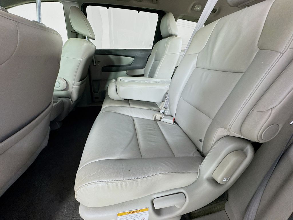 Used Car 2013 Honda Odyssey  Ex-l For Sale Under $12,000 In Austin, Texas