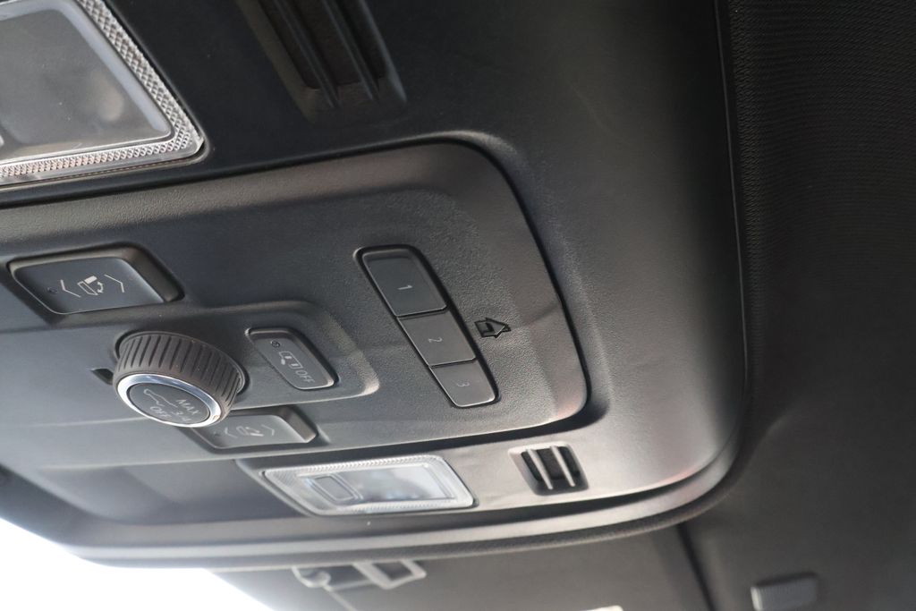 Thumbnail: 2023 Chevrolet Tahoe - 29