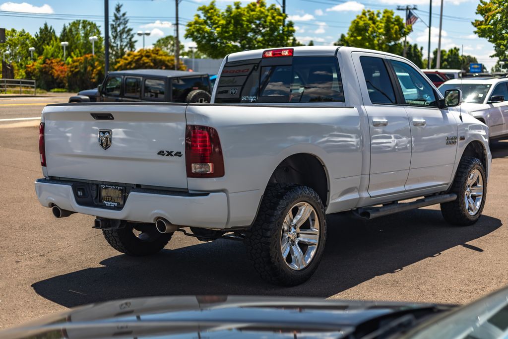 2016 Ram 1500 Sport thumbnail 7